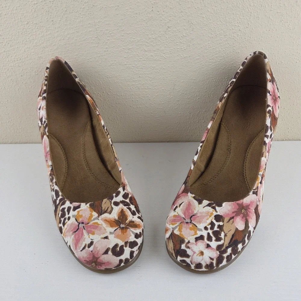 Aerosoles Plum Tree Floral Wedge 3